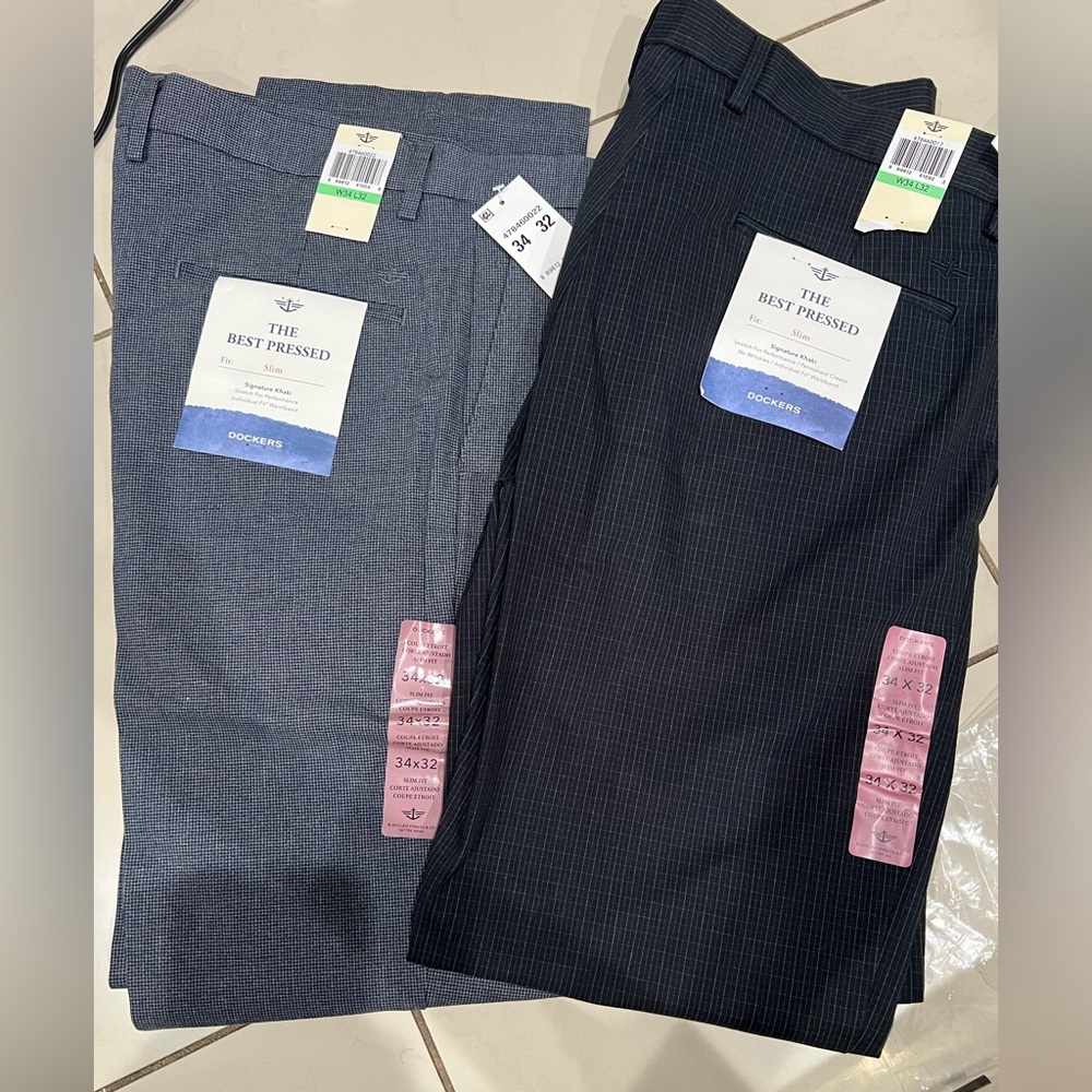 Men’s dockers khakis